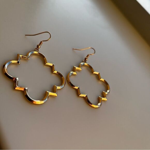 Gold Clover Moroccan Statement  Earrings - Picture 9 of 11
